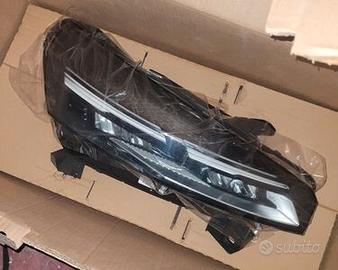 FARO RENAULT CLIO 2023 LED