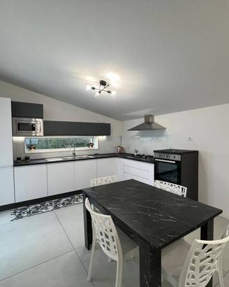 Villa di 90 m² con 3 locali e box auto a Alcamo