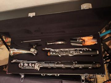 clarinetto basso discendente al Do di marca Tuyama