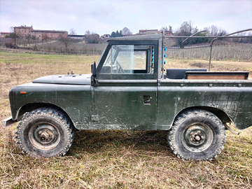 Land Rover 88 serie 3 del 1978