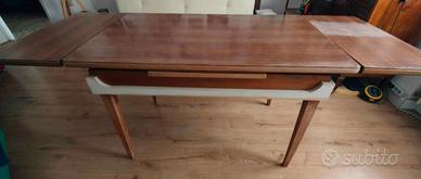  Tavolo vintage allungabile