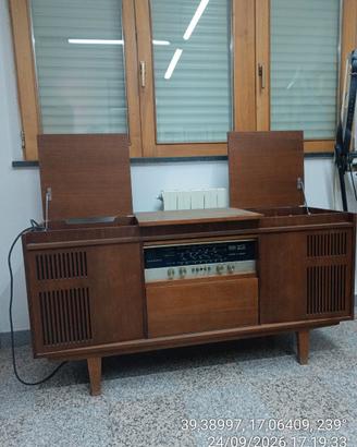 MOBILE VINTAGE CON RADIO E GIRADISCHI