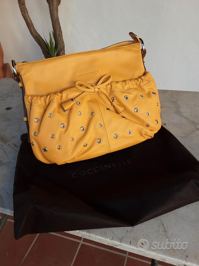 Coccinelle hot sale borsa gialla