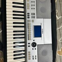 Tastiera yamaha psr s 500