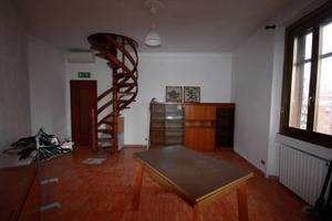Appartamento di 80 m² con 3 locali a Milano