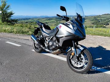 Honda nt 1100 come nuova