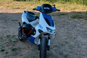 APRILIA SR 70 (prezzo trattabile)