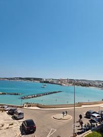 Otranto appartamento fronte spiaggia dei gradoni