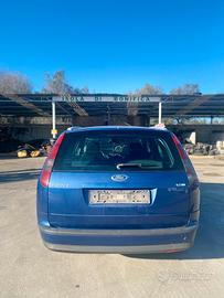 RICAMBI AUTO FORD FOCUS SW ANNO 2008 BLU TRA