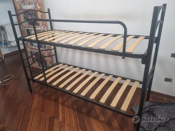 letto a castello in ferro