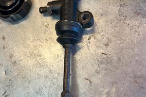 Pompa freno posteriore suzuki gs 550