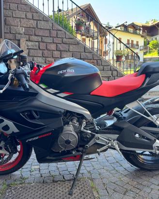 Aprilia rs 660 2022