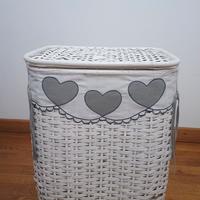 Cesto portabiancheria bianco