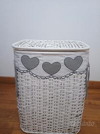 Cesto portabiancheria bianco