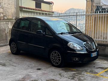 Lancia musa 1.6 120 cv