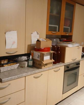 Cucina usata in buono stato
