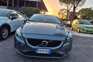 Volvo V40 D2 R-design Momentum soli 60 mila km
