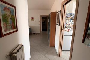 Ampio 5 vani con due bagni
