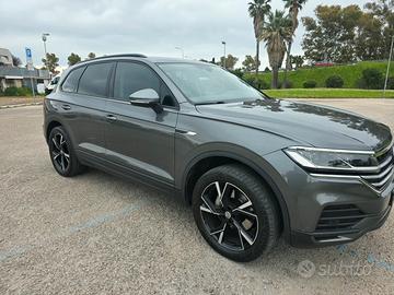 Volkswagen Touareg 3.0 diesel 286cv anno 2021