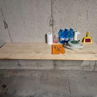 Tavolo da lavoro in legno