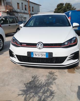 Volkswagen Golf GTI Golf GTI Performance 2.0 245 C