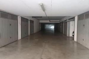 Garage 15 m² a Jesi
