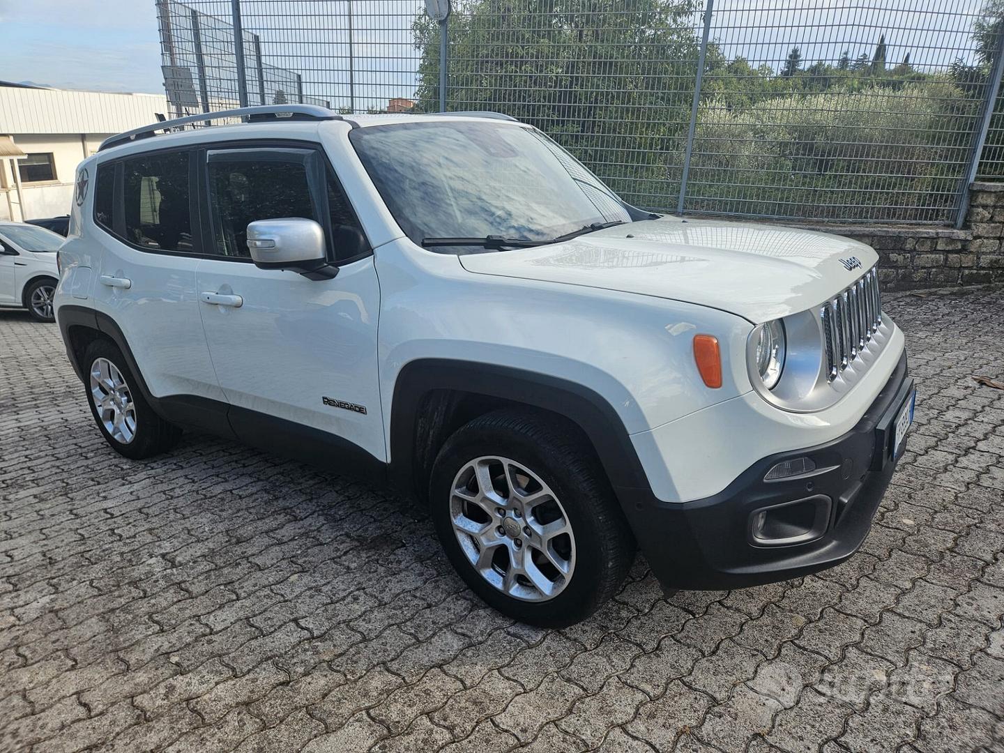 Jeep Renegade 2017 photo 2