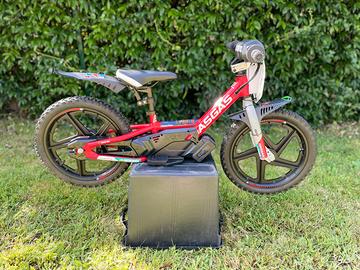 Bici elettr. balance bike Stacyc 16" GasGas Ed.