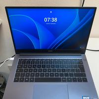 Huawei MateBook D 14. AMD Ryzen 5 RAM 8G