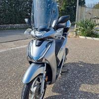 Honda SH 125 ABS 2018 KM 10700 GARANZIA