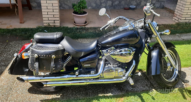 Custom Honda Shadow VT750