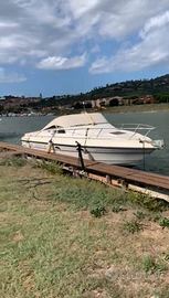 Barca a motore Cranchi