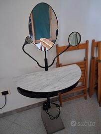 toilette Bunuel di Carlo Forcolini