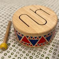 Gioco Tamburo in legno solido Plan toys