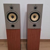 Coppia Diffusori Wharfedale Diamond 8.3