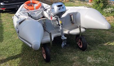 Gommome Selva T 350 VIB con chiglia pneumatica