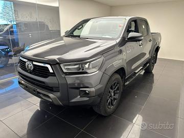 Toyota 2.8 d-4d 48V double cab Invincible