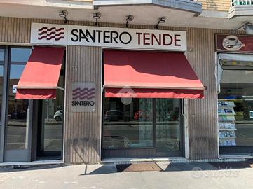 NEGOZIO A TORINO