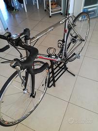 Bicilcetta da corsa Lee Cougan in titanio