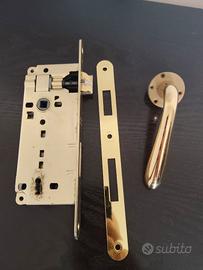 serrature  per porte in legno 