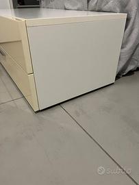 Cassettiera bianca bassa