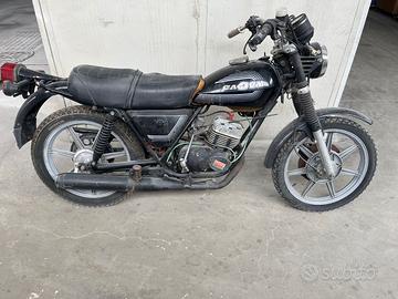 Moto cagiva 125