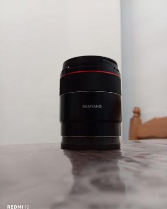 Obbiettivo Samyang 75mm F1.8