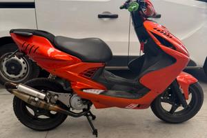 Yamaha aerox 50