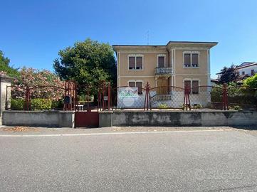 VILLA SINGOLA A ISOLA DELLA SCALA