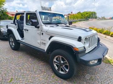 Jeep Wrangler Unlimited 2.2 Mjt II Sahara VERSIONE