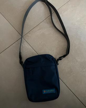 Borsetta marsupio blu columbia