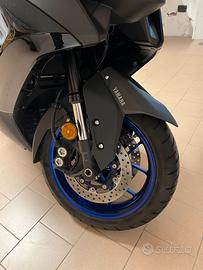 Yamaha T Max 560 - 2024 - Icon Black - Akrapovic