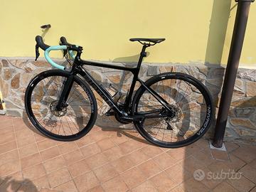 Bici da strada Bianchi Sprint 105 disk
