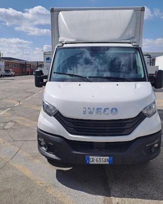 IVECO DAILY 35C14H BOX